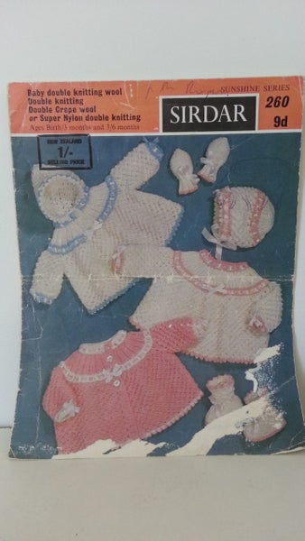 MATINEE COATS SETS KNITTING PATTERN SIRDAR 260 Carousel 1