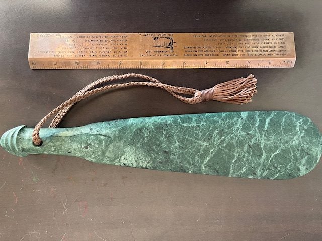Pounamu Mere/Patu Carousel 5