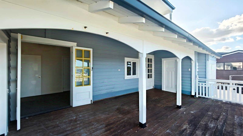 gallery carousel 18