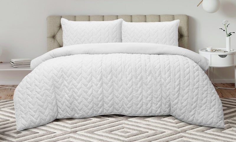 Ardor Maya Quilted Duvet Cover Set Super King White NEW! Carousel 1
