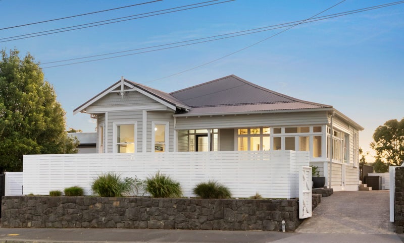 Image 1 of 20