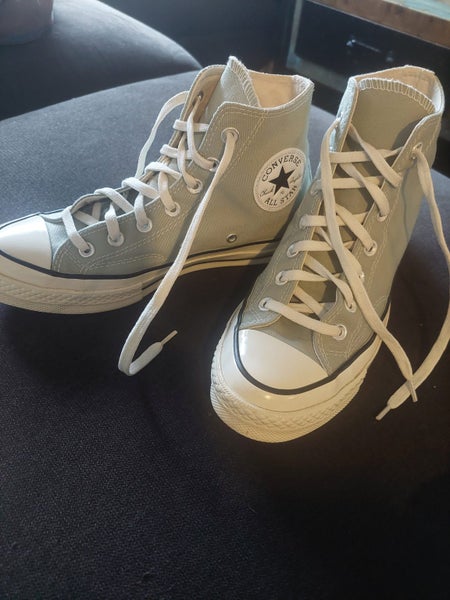 Converse High Tops Carousel 1