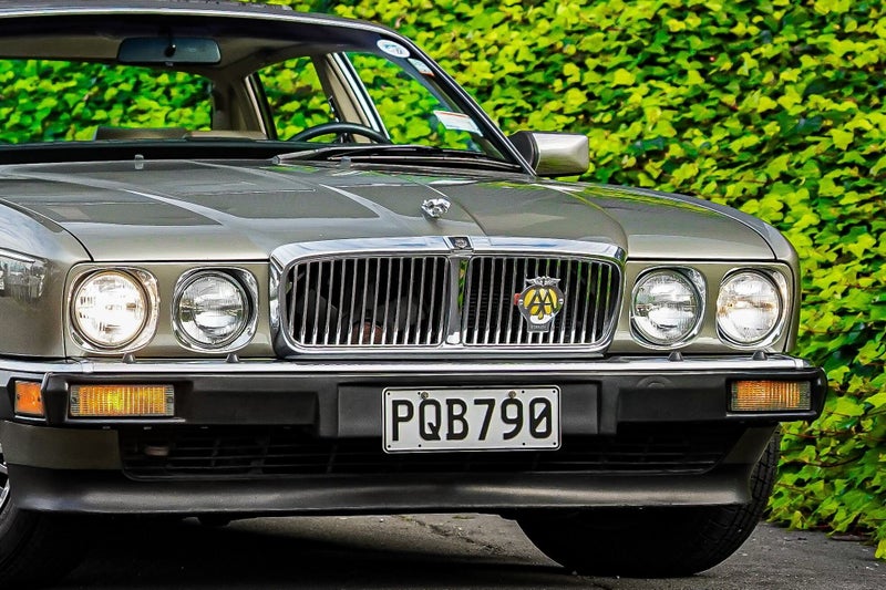 1988 Jaguar XJ6 Vanden Plas62865834479745111
