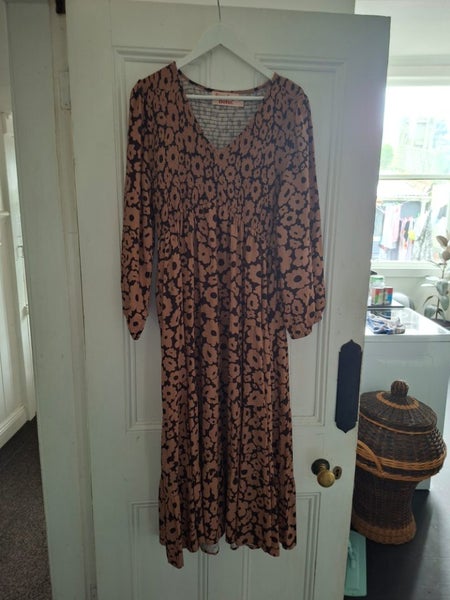 Sunday boho shine on Carousel 1