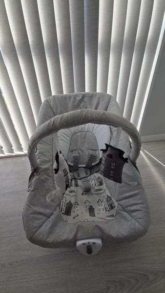 Joie Vibrating Baby Bouncer Carousel 2