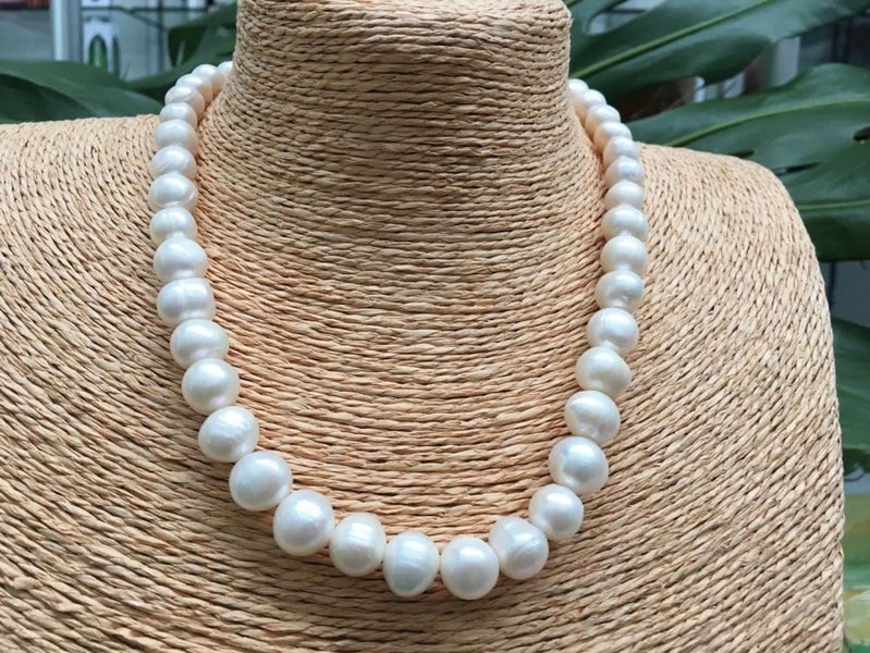 Freshwater Beads Pearl Necklace White Carousel 1