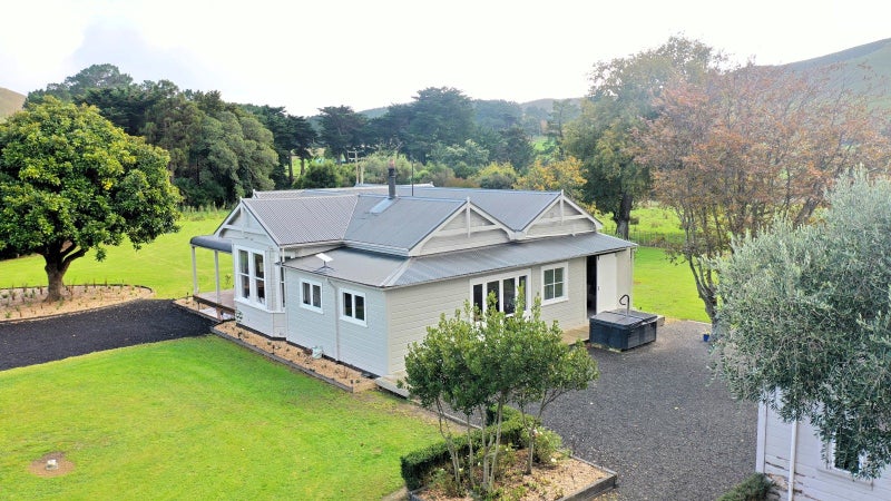 Image 2 of 26