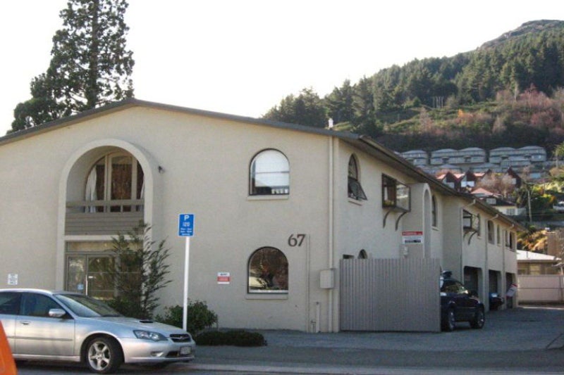 Image 1 of 5
