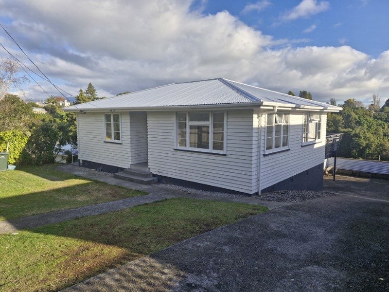 Image 1 of 10