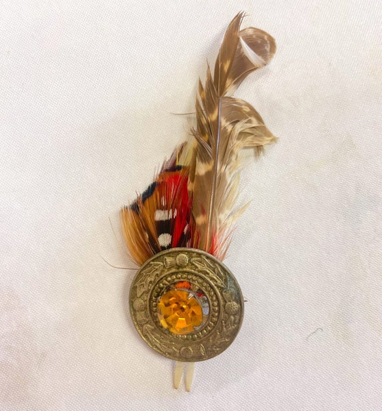 Vintage Scottish brooches - Grouse foot and feather Carousel 2