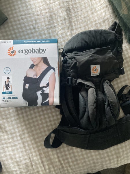 Ergo Baby Carrier Carousel 1