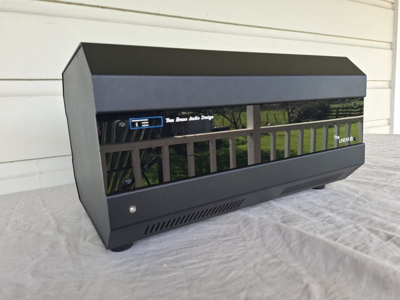 Tom Evans 'Linear A', mark 111, Stereo Valve/hybrid Power amp' Carousel 1