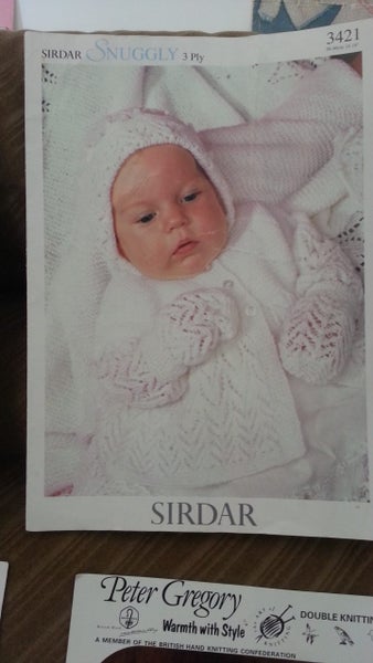 MATINEE SET PLUS SHAWL KNITTING PATTERN SIRDAR 3421 Carousel 1