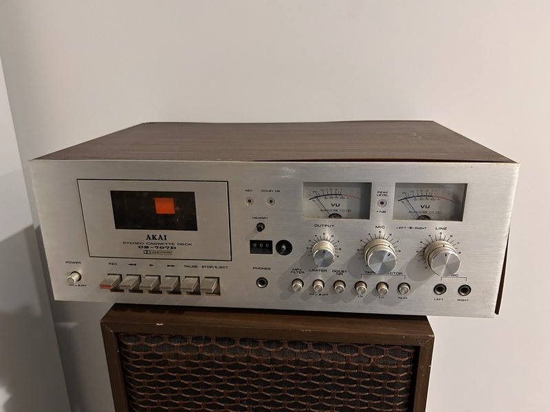 Akai Vintage cassette Deck Carousel 1