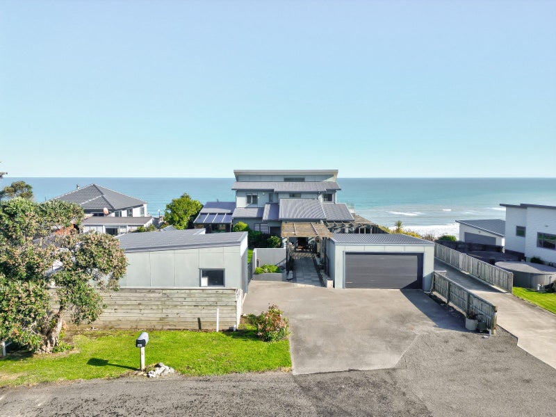 Image 3 of 37