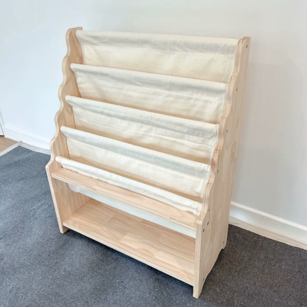 Solid pine wood bookshelf with canvas Carousel 8