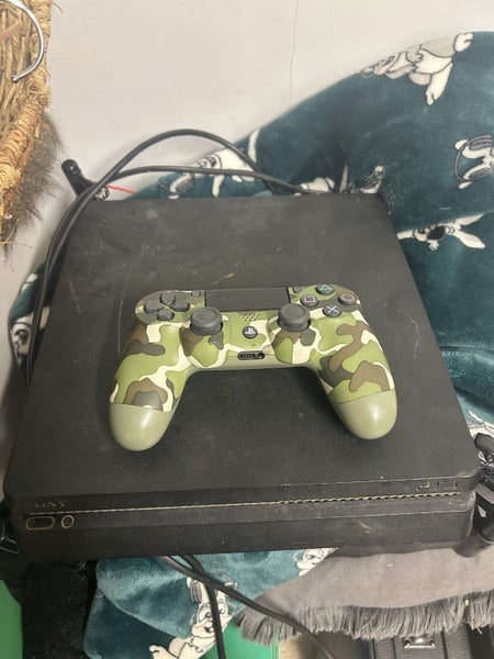 PS4 Slim console 500gb Carousel 1