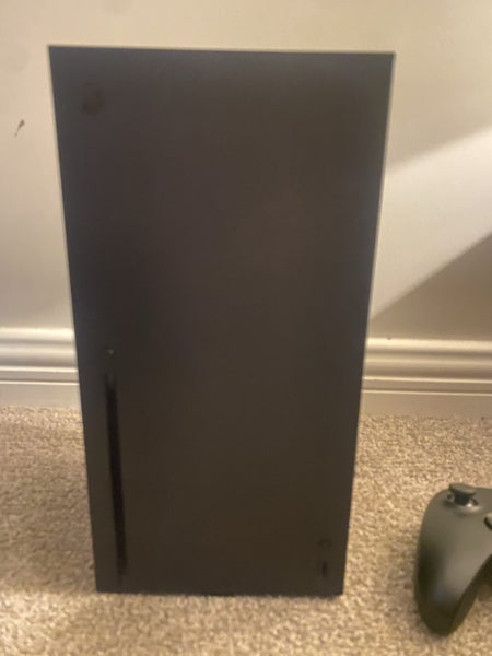 Xbox Series X w/ Disc Drive - 1 Controller Carousel 2
