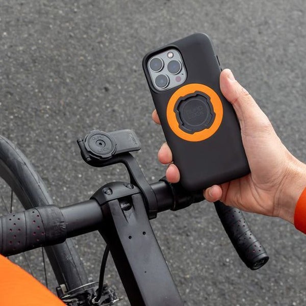 Quad Lock MAG Case - iPhone 15 Pro Carousel 1