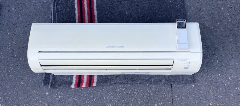Used Mitsubishi 7 KW high wall and outdoor unit Carousel 1