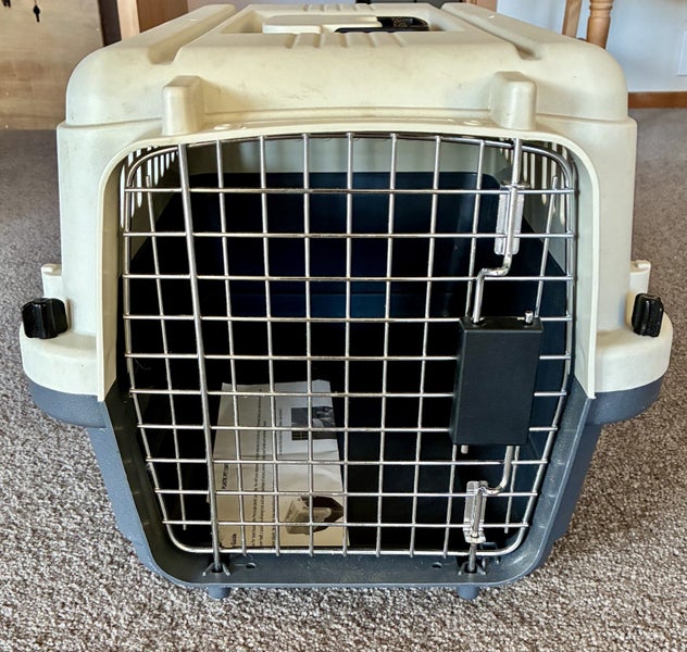 Dog Transport Crate Carousel 1