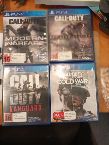 (PS4) Call of Duty Package Carousel 1
