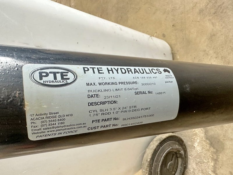Double acting hydraulic ram (single or set) Carousel 2