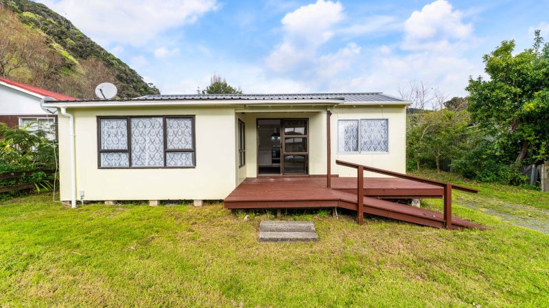 Image 2 of 21