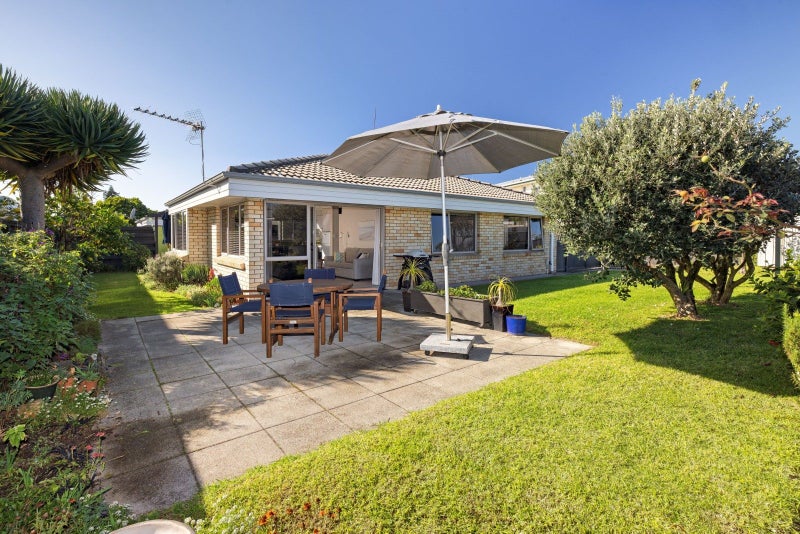Image 1 of 22