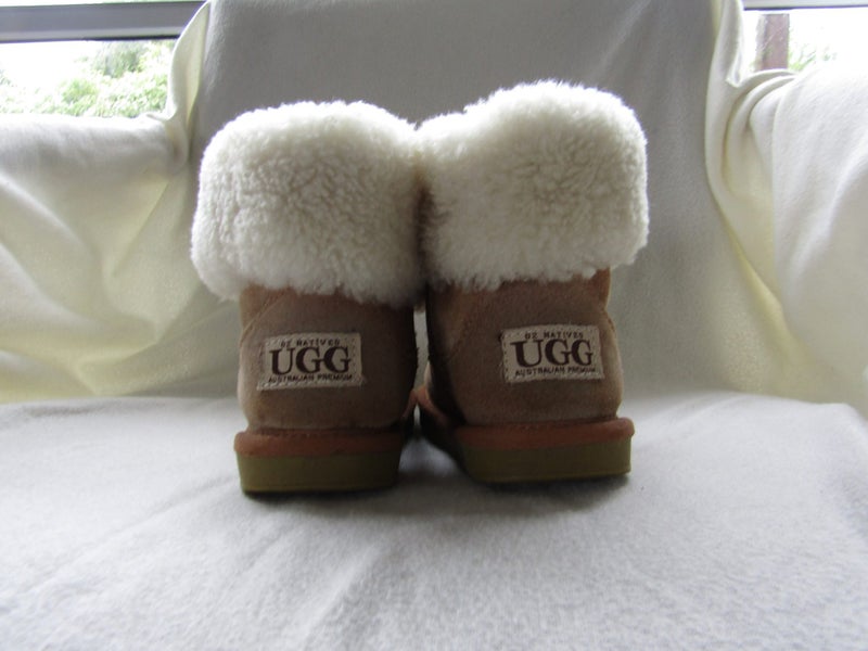 UGG Tish Kids Boots Carousel 2