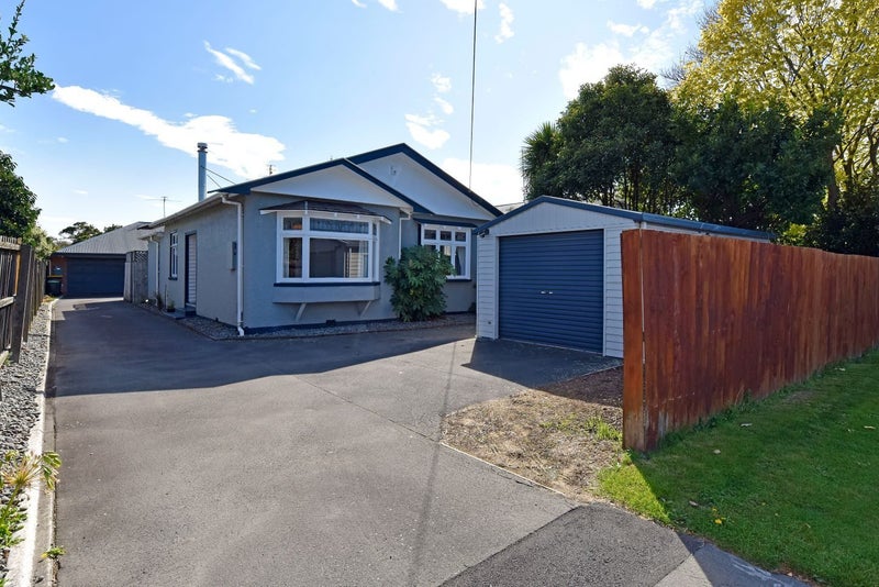 Image 1 of 20