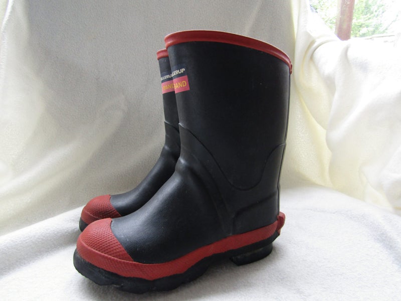 children's Skellerup Red Band gumboots Carousel 2