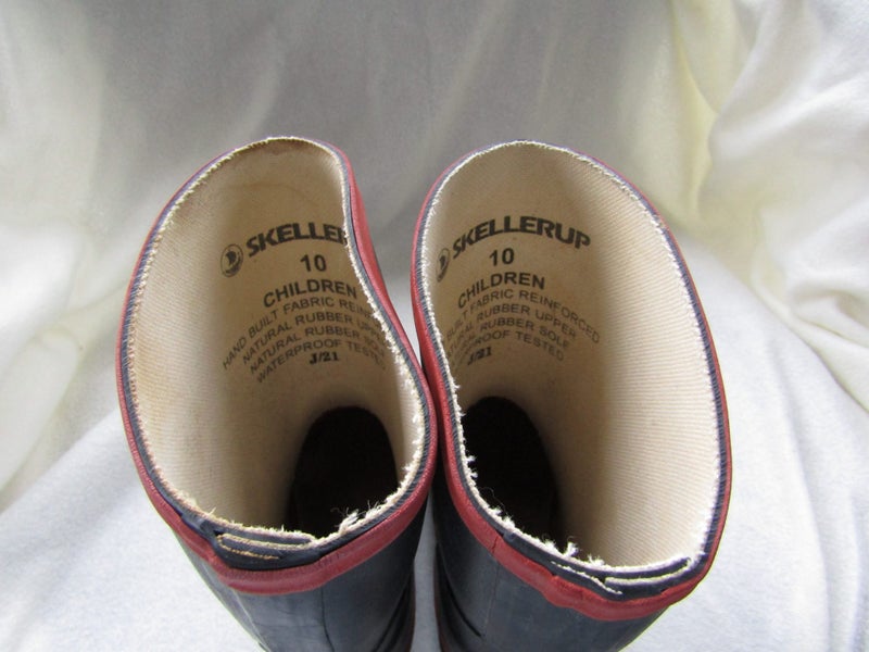 children's Skellerup Red Band gumboots Carousel 4