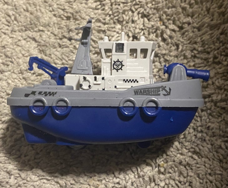 Pull back & go war ship toy Carousel 1