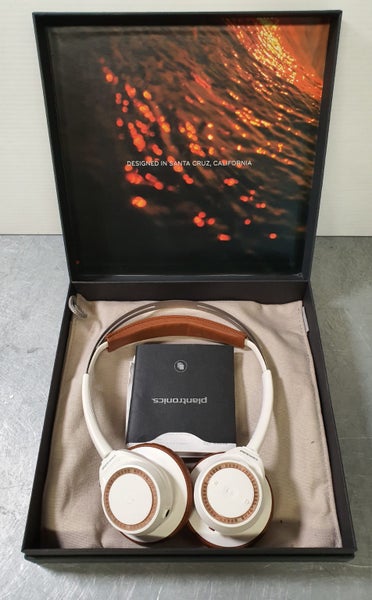 Plantronics Pote16 Bluetooth Headphones Carousel 2
