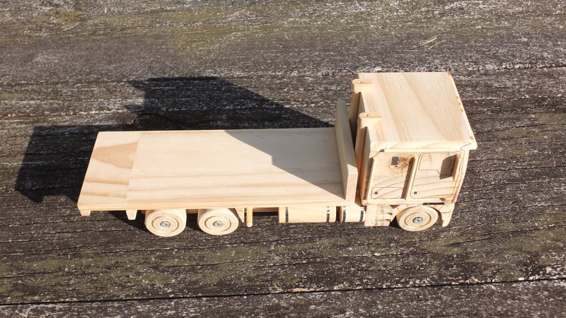 Kenworth 6x4 Flatdeck truck Carousel 2