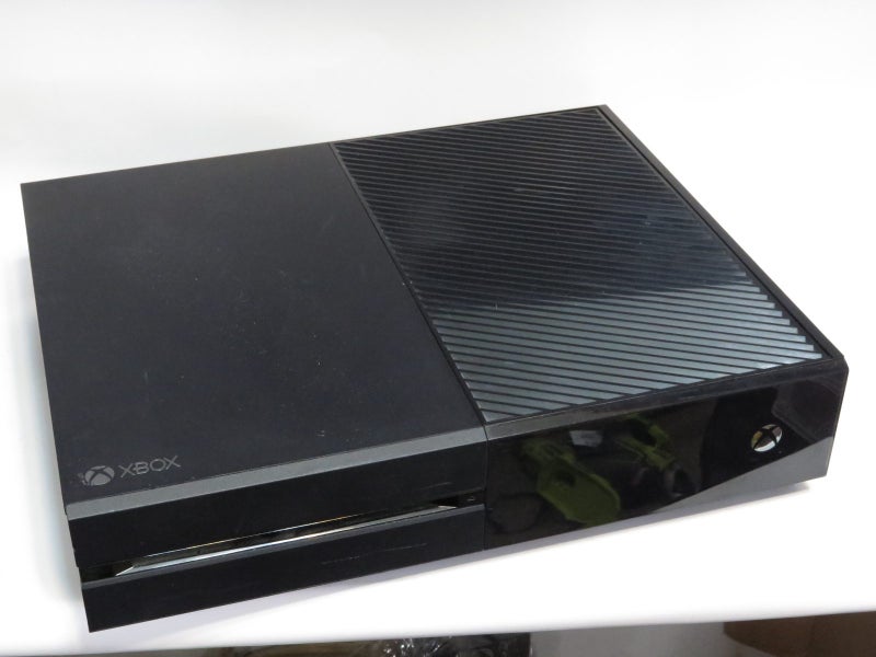 Xbox One Console 500GB Carousel 1