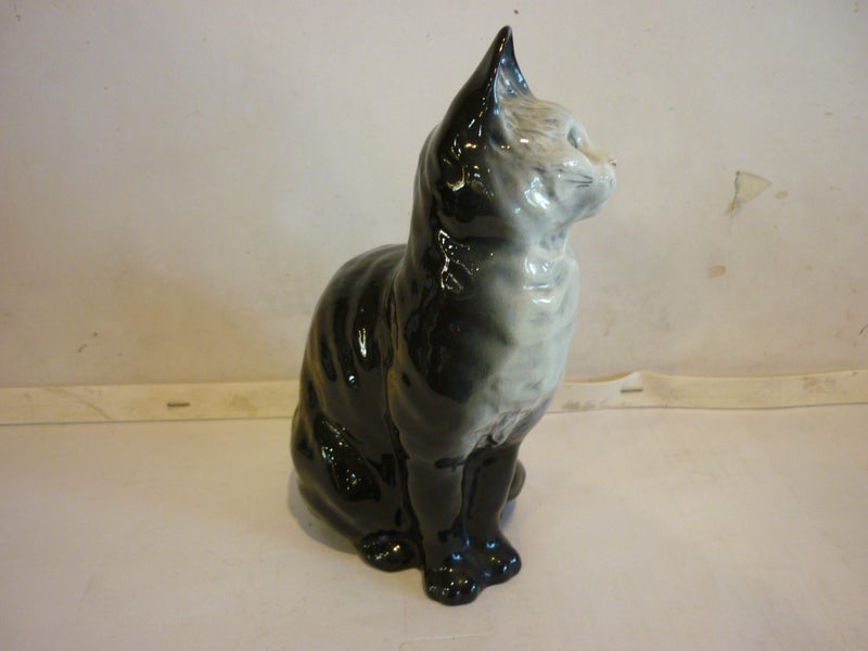 BESWICK CAT Carousel 4