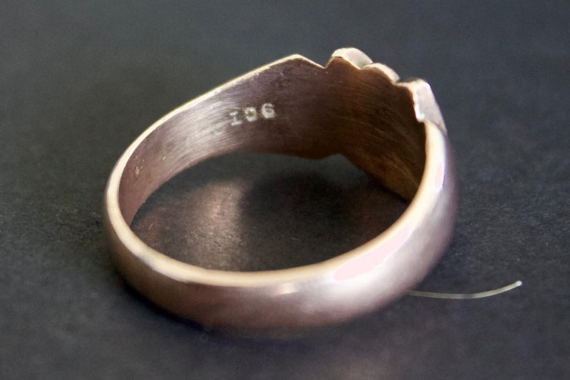 9ct Yellow Gold Vintage Mens Signet Ring Carousel 3