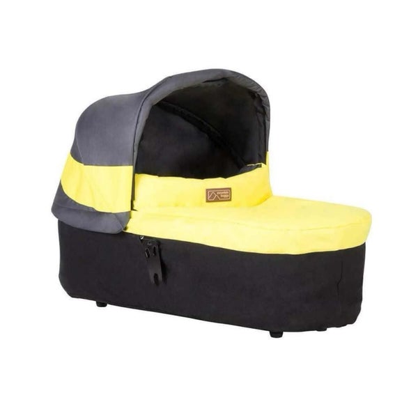 Mountain Buggy Carrycot plus Carousel 1