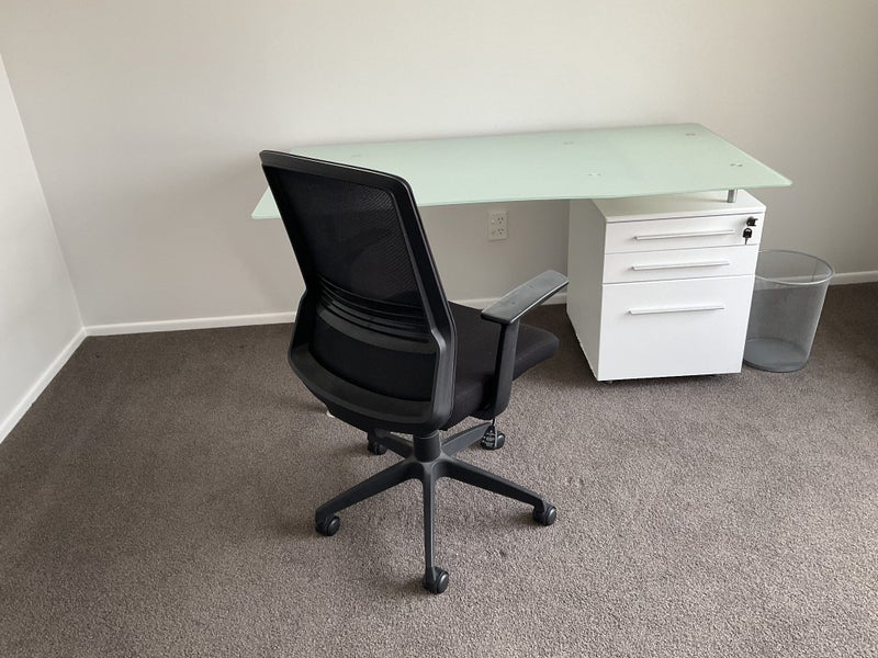 Home Office Desk, Chair and Bin Carousel 4