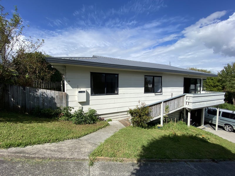 Image 1 of 20