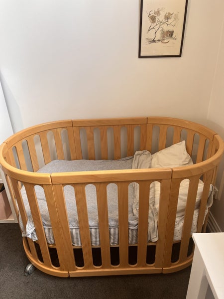 Kaylula Sova All Wood Cot & Bassinet Carousel 2