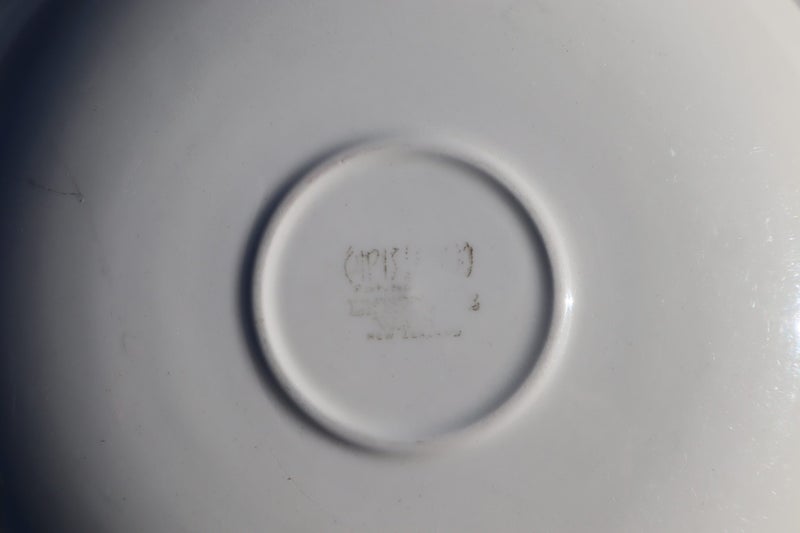Capistrano, Lynndale ware saucer - Crown Lynn Carousel 4
