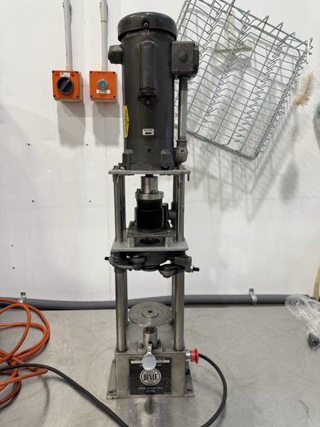 Dixie 25D-600 Upright Can Seamer Carousel 1