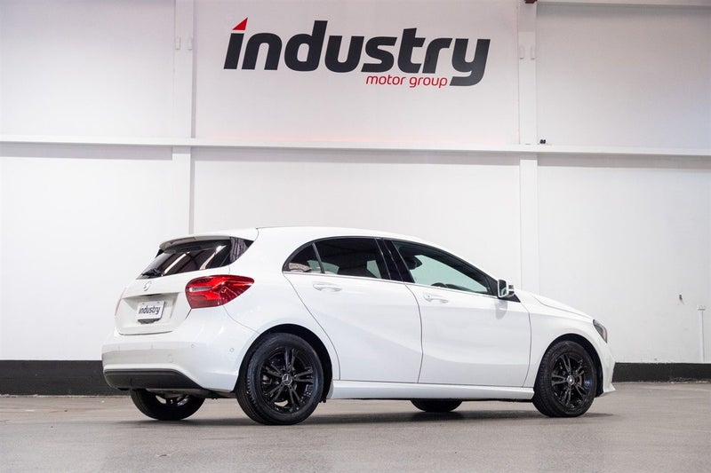 2016 Mercedes-Benz A 180 Style / Black Pack62864750988674111