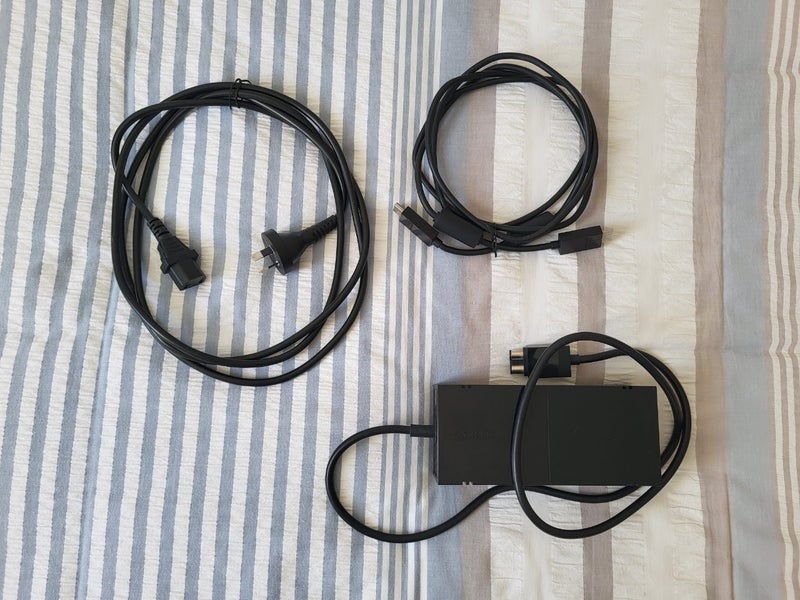 Original Xbox One 500GB, Console Only Carousel 6