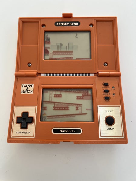 Nintendo Game & Watch Donkey Kong Carousel 1