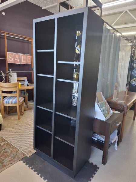 Roma Display Bookcase64332524297730112
