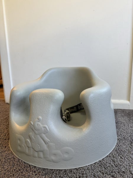 Bumbo Floor Seat - Cool Grey Carousel 1